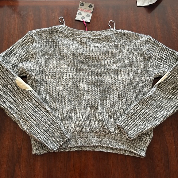 Boohoo Wear Your Heart On‎ Your Sleeve Sweater - Picture 8 of 9